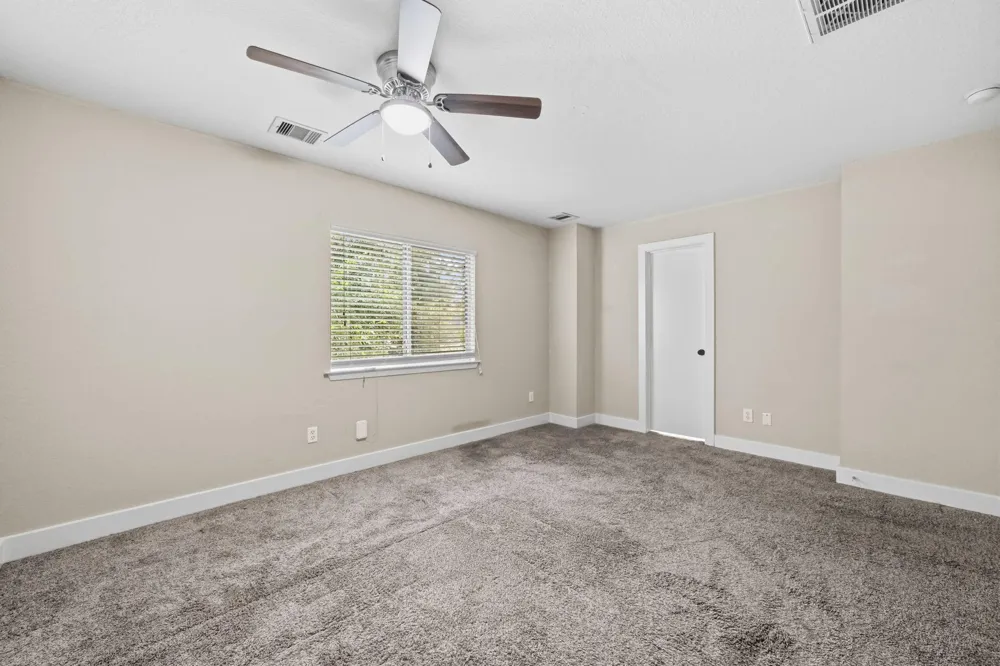 26853 Haileys Manor Kingwood, TX 77339