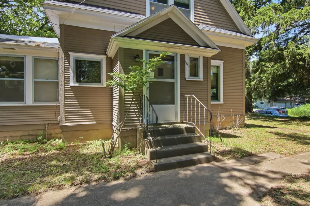 1001 13th Street SE Menomonie, WI 54751
