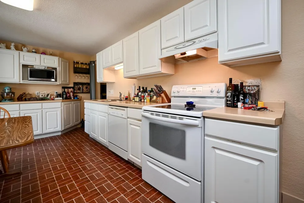 214 E Howard Street Winona, MN 55987