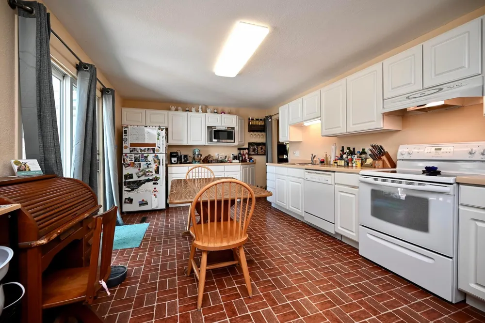 214 E Howard Street Winona, MN 55987