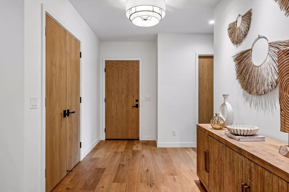 150 Broadway Avenue S #2A Wayzata, MN 55391