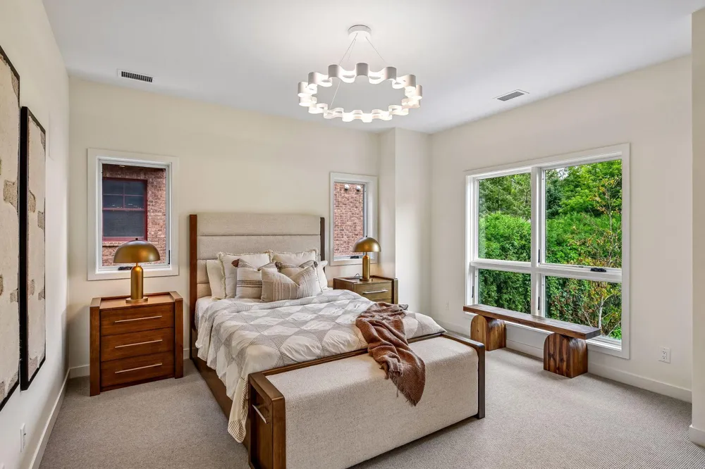 150 Broadway Avenue S #2A Wayzata, MN 55391