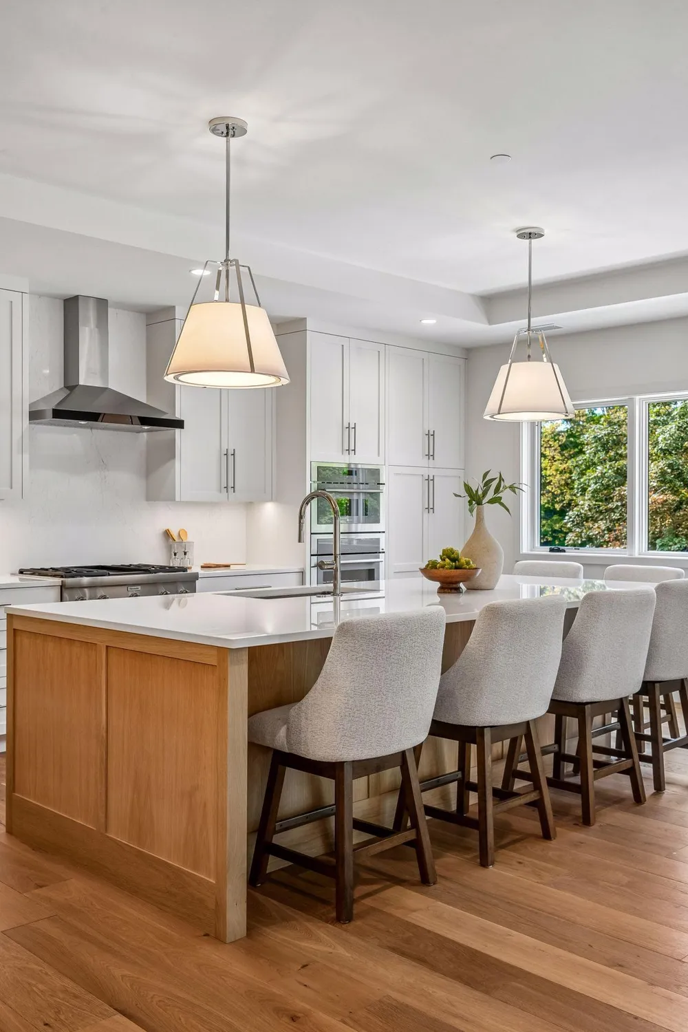 150 Broadway Avenue S #2A Wayzata, MN 55391