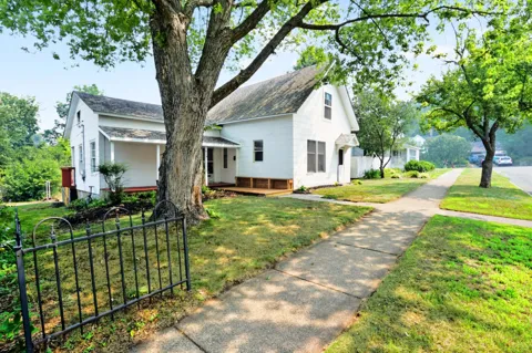 619 Locust Street