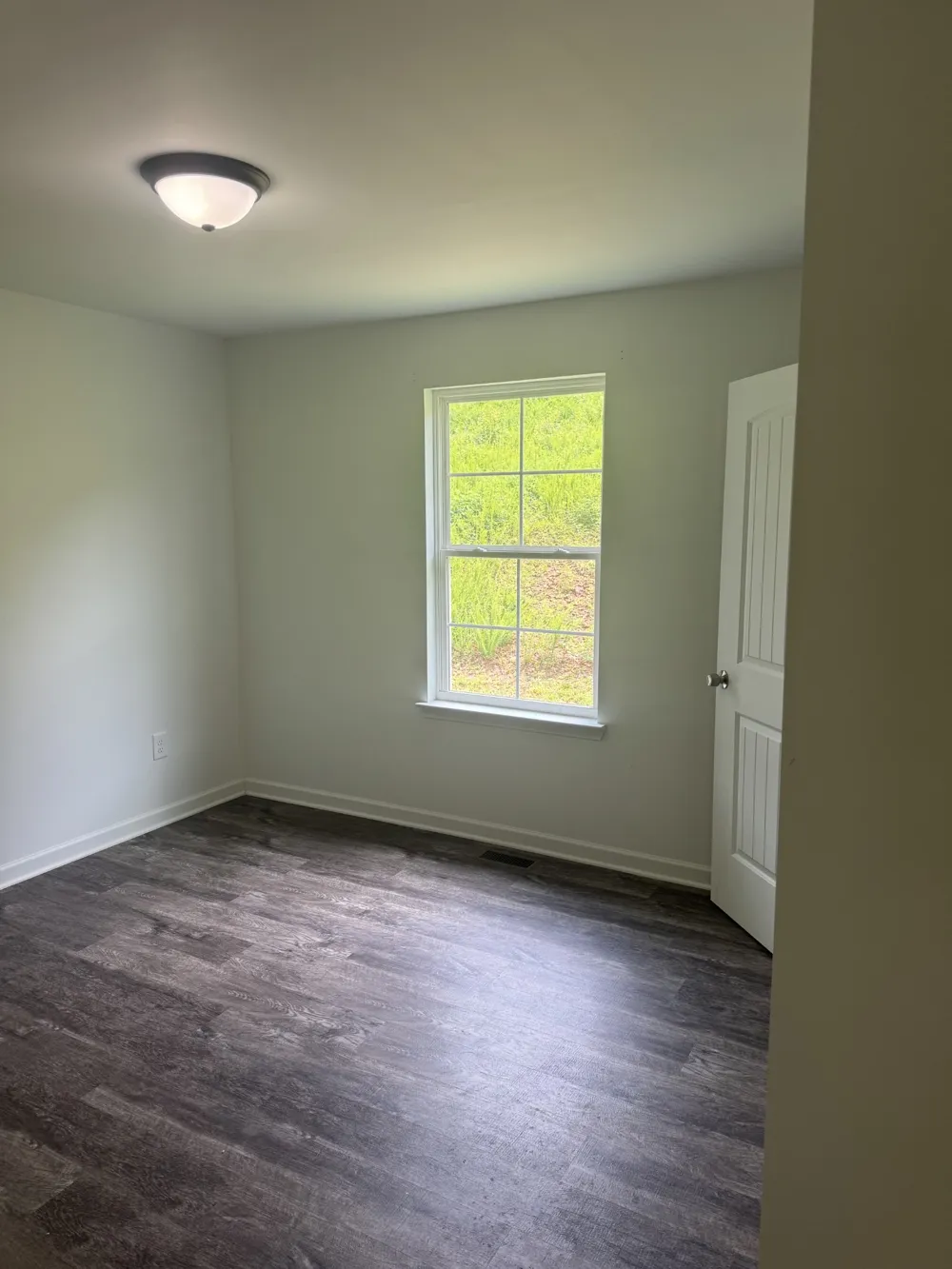 2075 Collier Rd Lewisburg, TN 37091