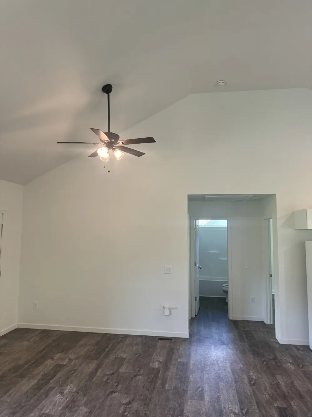 2075 Collier Rd Lewisburg, TN 37091