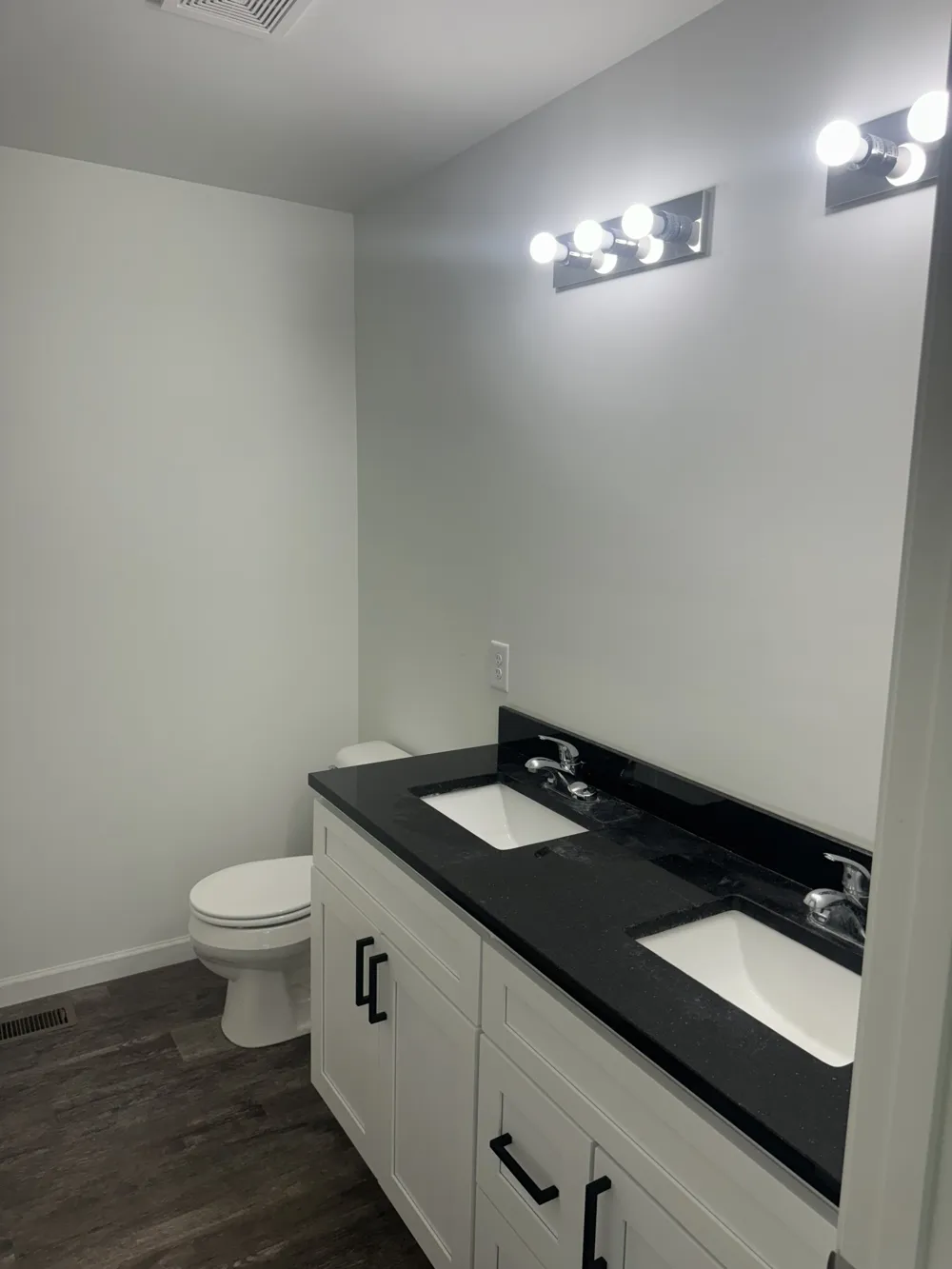 2075 Collier Rd Lewisburg, TN 37091