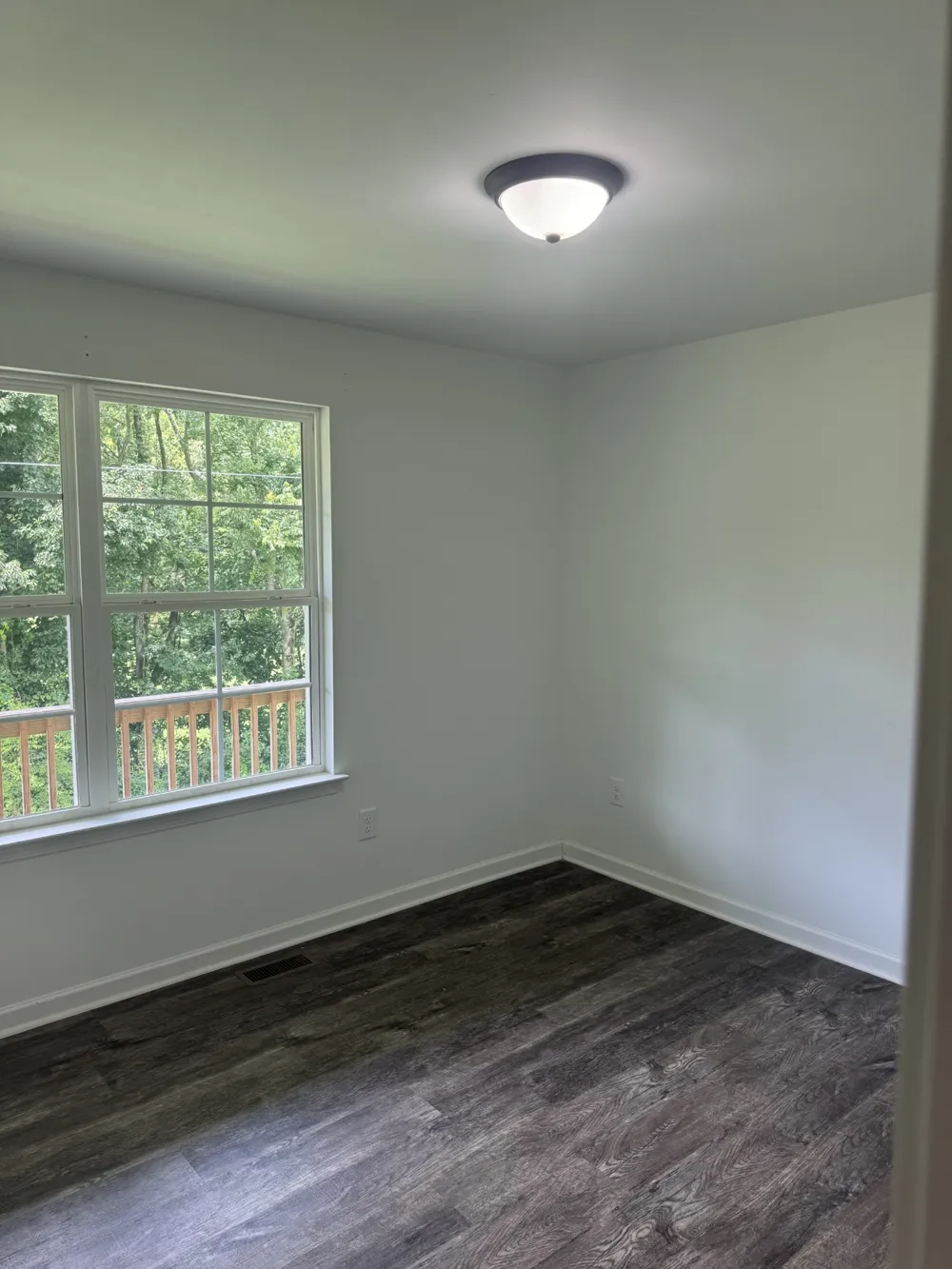 2075 Collier Rd Lewisburg, TN 37091