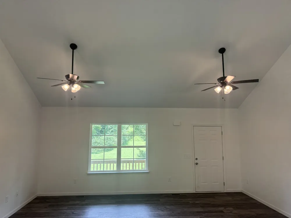 2075 Collier Rd Lewisburg, TN 37091