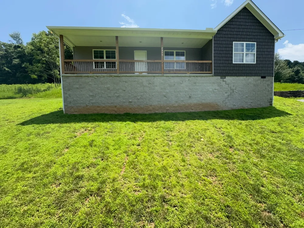 2075 Collier Rd Lewisburg, TN 37091