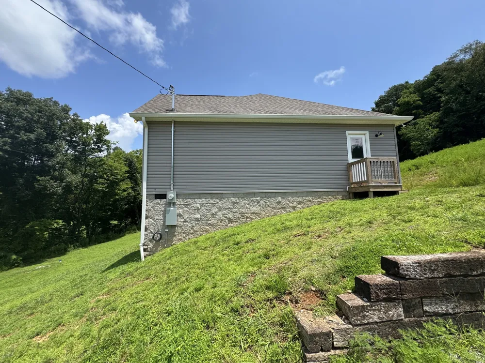 2075 Collier Rd Lewisburg, TN 37091