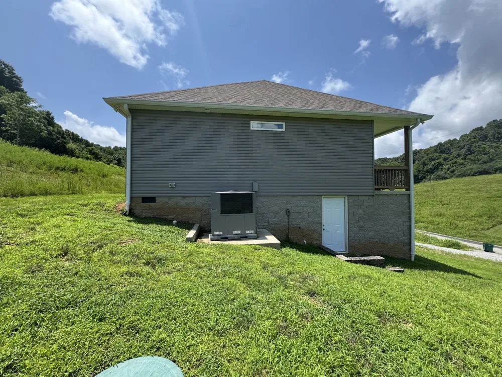 2075 Collier Rd Lewisburg, TN 37091
