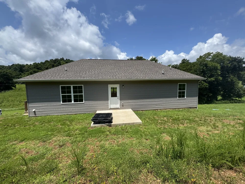 2075 Collier Rd Lewisburg, TN 37091