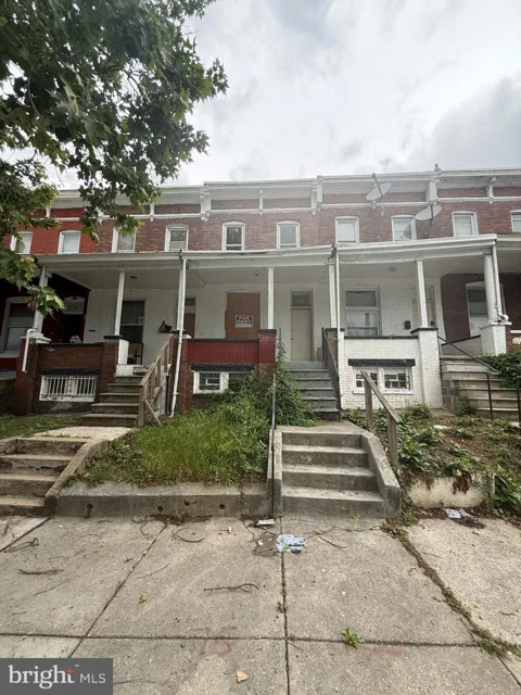 1842 E 28TH STREET