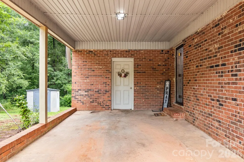 3104 University Drive Lancaster, SC 29720