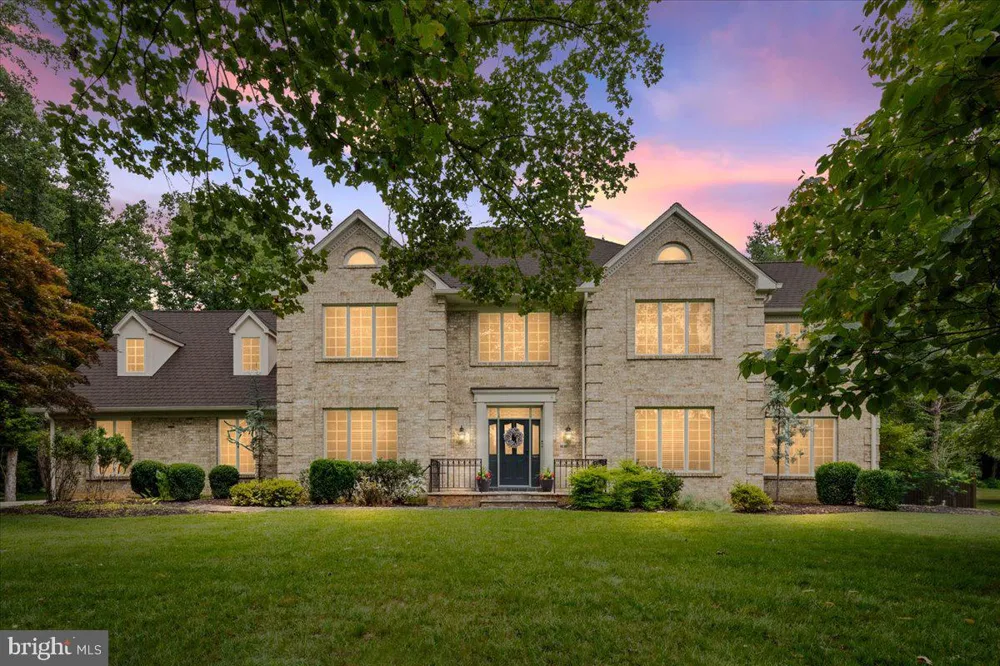 6595 CHESAPEAKE PLACE Warrenton, VA 20187