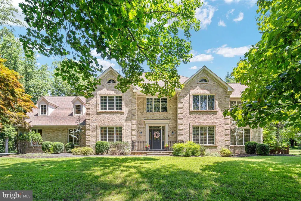 6595 CHESAPEAKE PLACE Warrenton, VA 20187