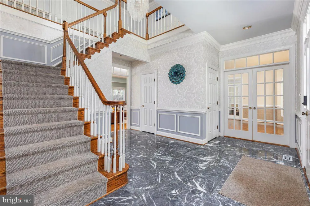 6595 CHESAPEAKE PLACE Warrenton, VA 20187