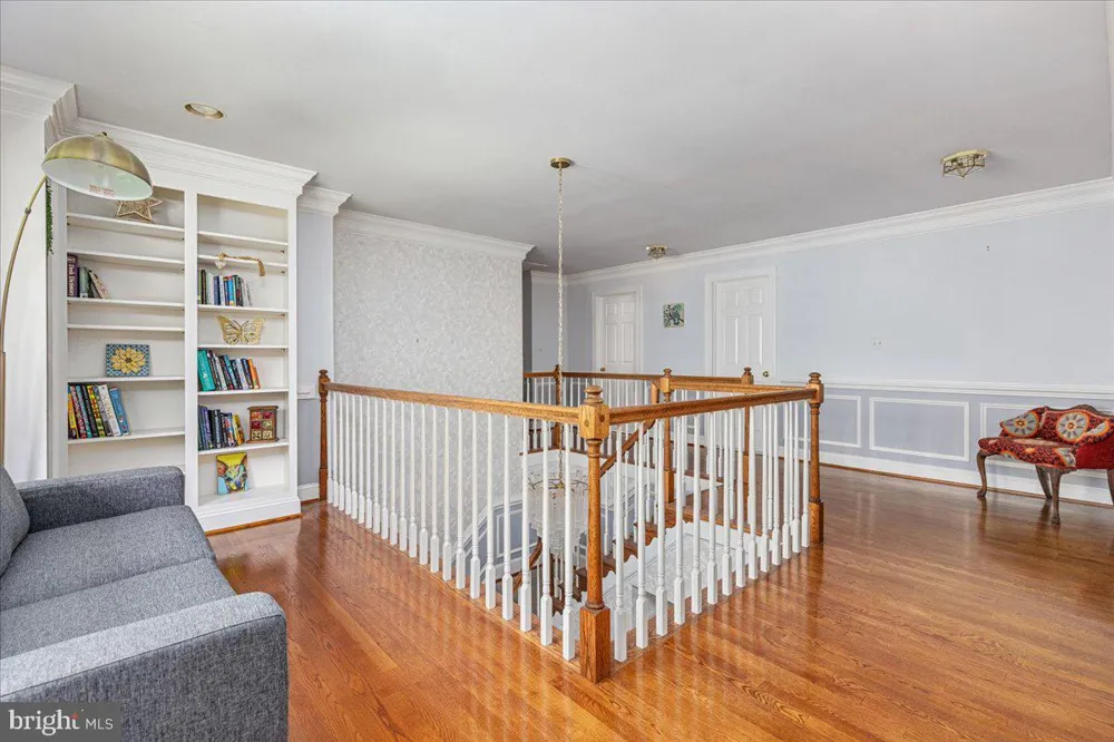 6595 CHESAPEAKE PLACE Warrenton, VA 20187