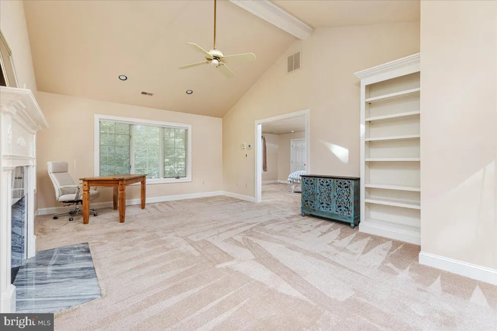 6595 CHESAPEAKE PLACE Warrenton, VA 20187