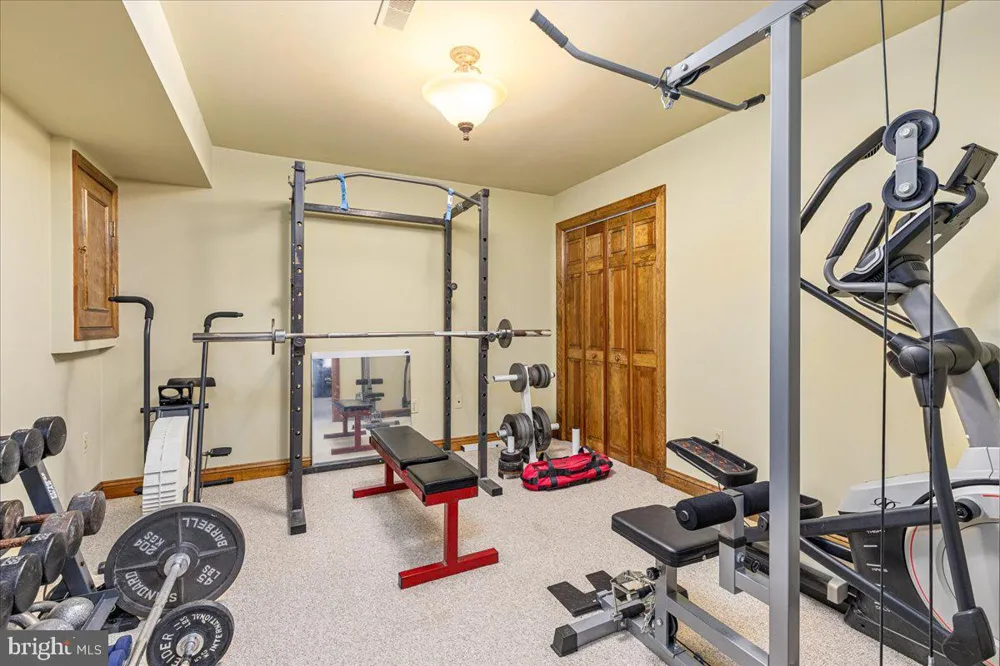 6595 CHESAPEAKE PLACE Warrenton, VA 20187