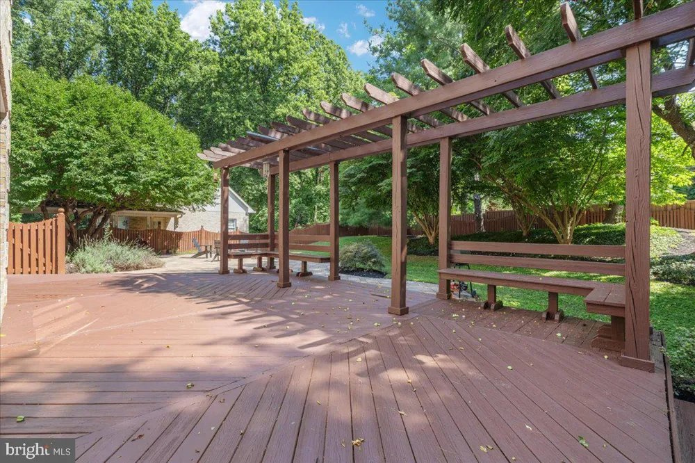 6595 CHESAPEAKE PLACE Warrenton, VA 20187