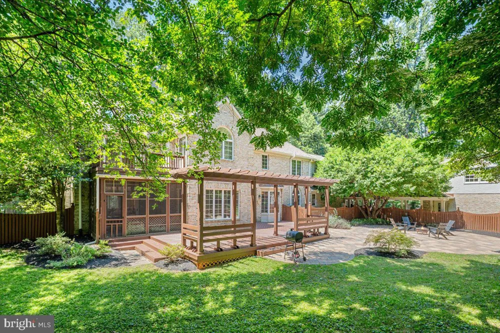 6595 CHESAPEAKE PLACE Warrenton, VA 20187