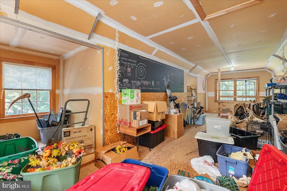 6595 CHESAPEAKE PLACE Warrenton, VA 20187