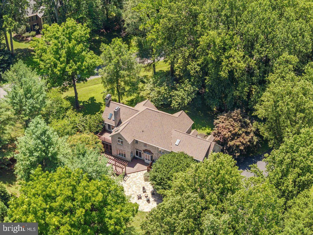 6595 CHESAPEAKE PLACE Warrenton, VA 20187