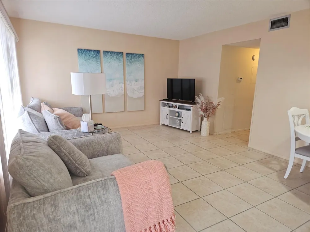 2458 COLUMBIA DRIVE #66 Clearwater, FL 33763