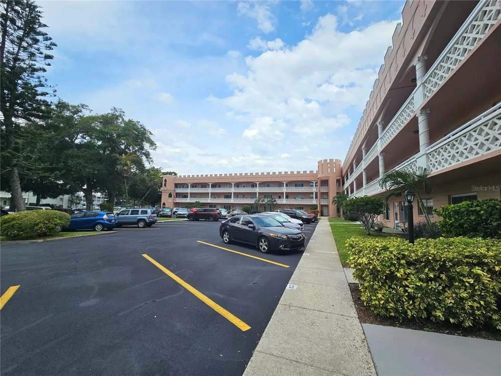 2458 COLUMBIA DRIVE #66 Clearwater, FL 33763