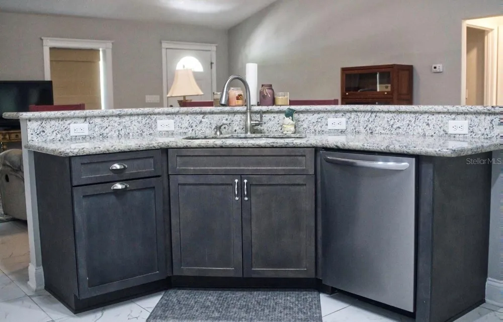 3109 E BRYANT AVENUE Bell, FL 32619