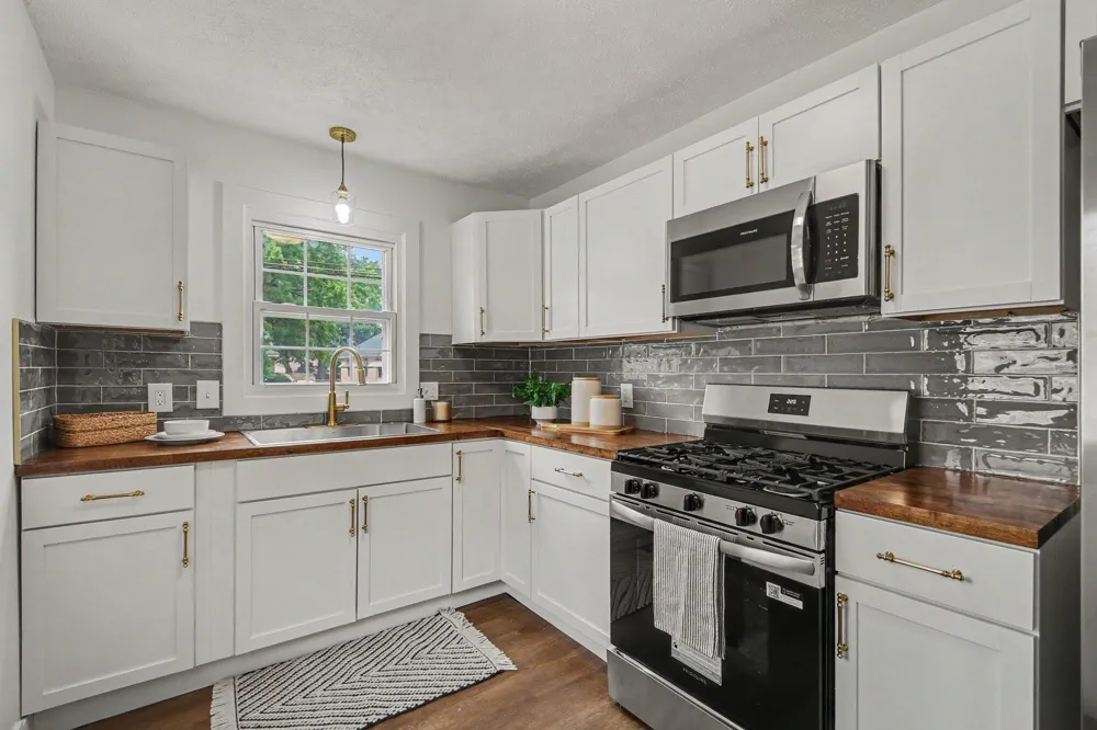 228 Jean Street SW Wyoming City, MI 49548