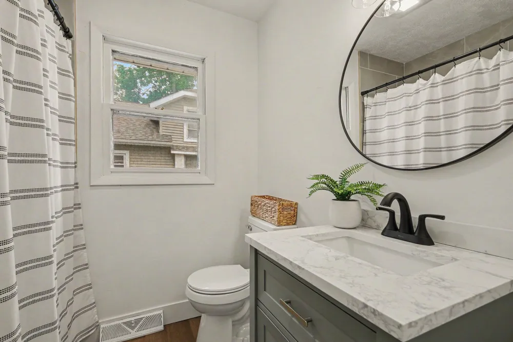 228 Jean Street SW Wyoming City, MI 49548