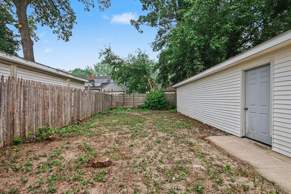 228 Jean Street SW Wyoming City, MI 49548