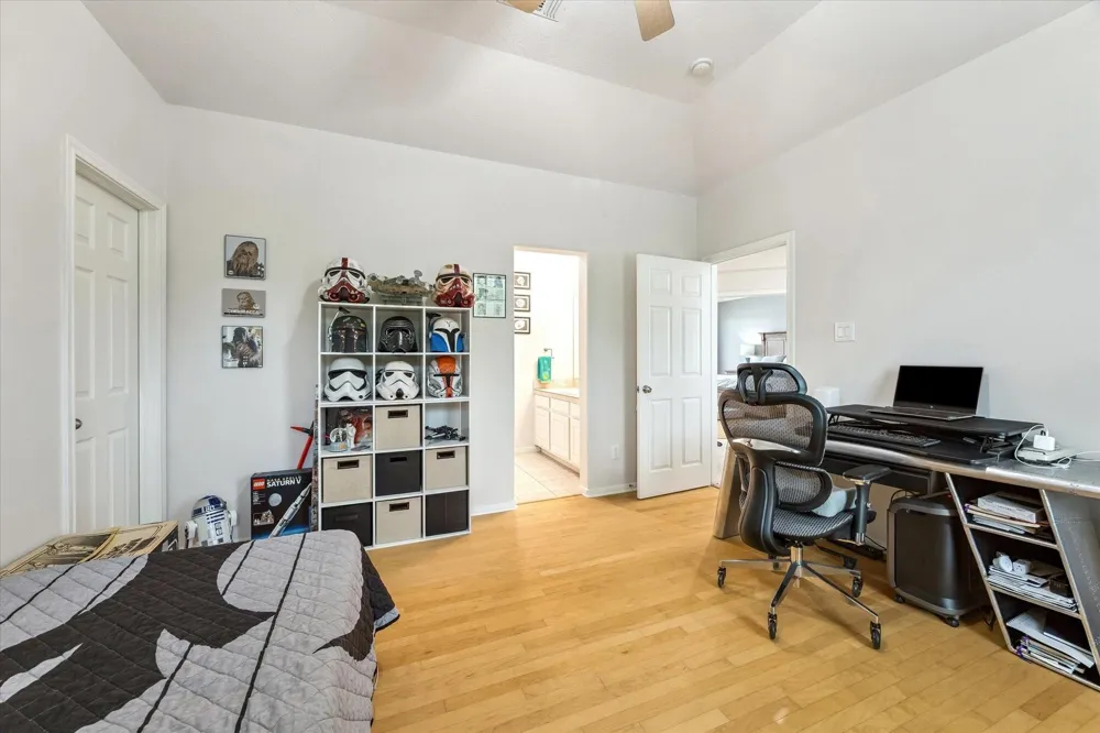 1830 Lakeside Drive Seabrook, TX 77586