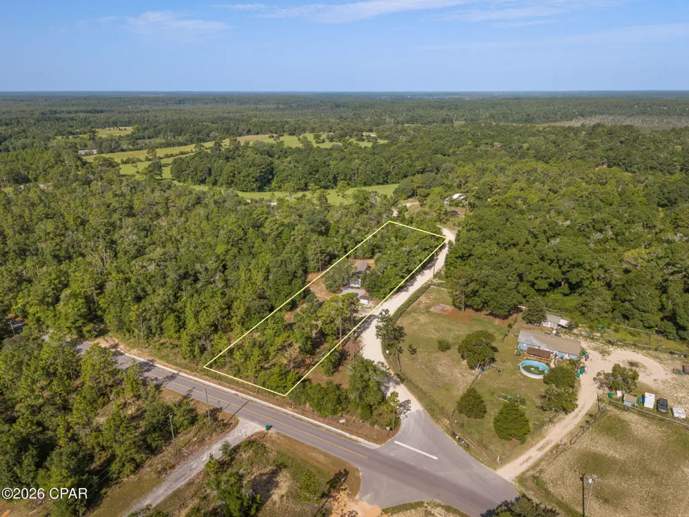 2493 Trailblazer Lane Chipley, FL 32428