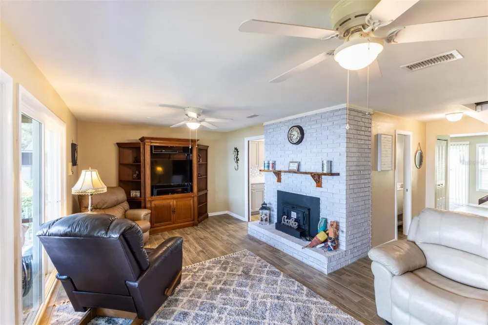 120 LITTLE ORANGE LAKE DRIVE Hawthorne, FL 32640