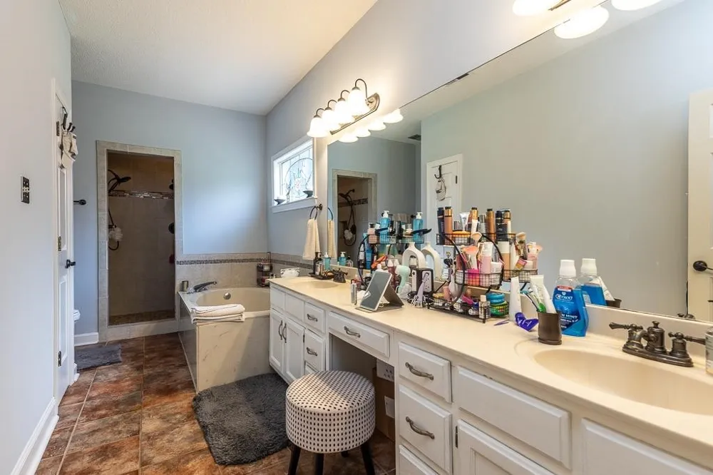 9650 WHITE SPRUCE DR Lakeland, TN 38002