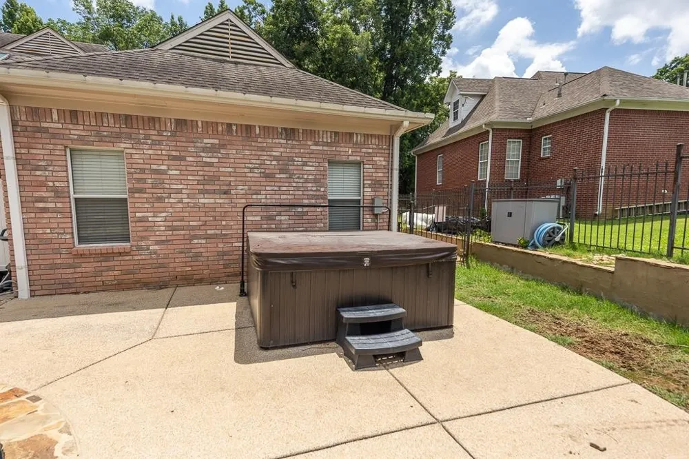 9650 WHITE SPRUCE DR Lakeland, TN 38002