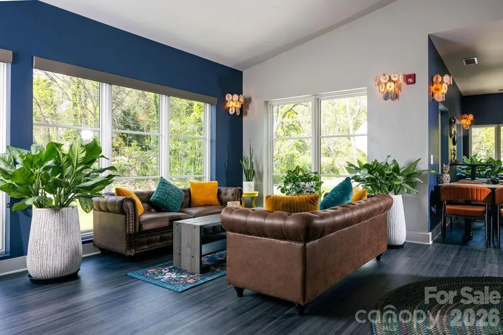 325 Bowling Park Road Asheville, NC 28803