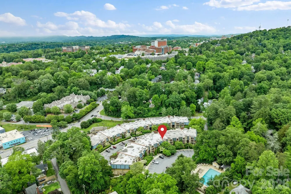 325 Bowling Park Road Asheville, NC 28803