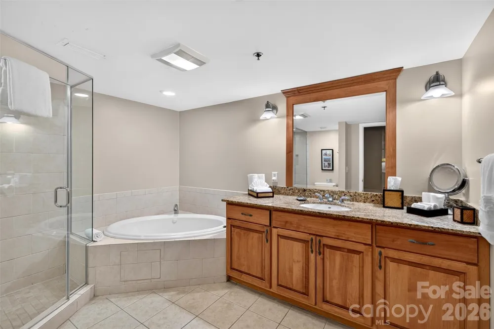 325 Bowling Park Road Asheville, NC 28803