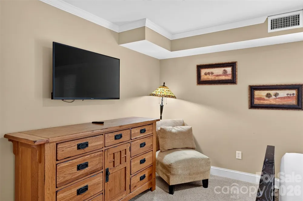 325 Bowling Park Road Asheville, NC 28803