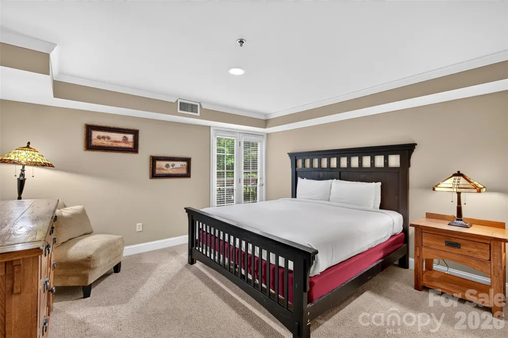 325 Bowling Park Road Asheville, NC 28803