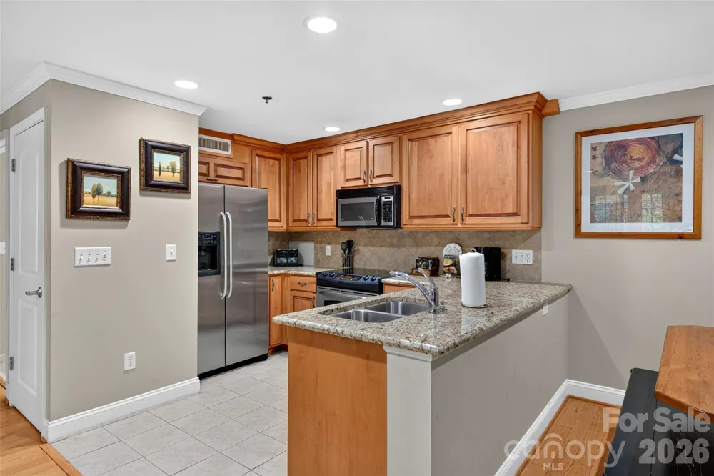 325 Bowling Park Road Asheville, NC 28803