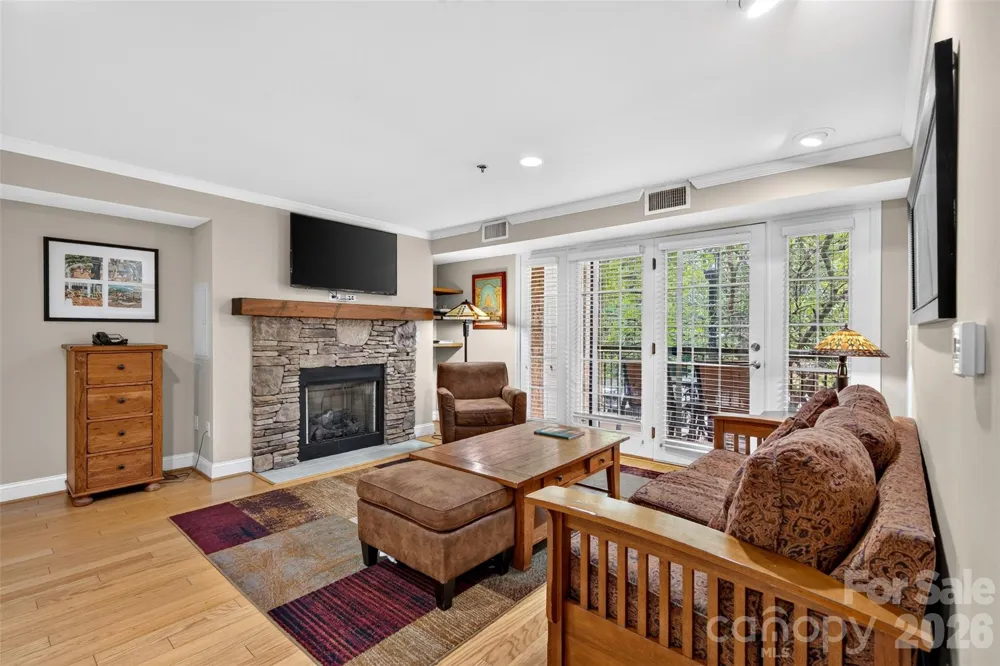 325 Bowling Park Road Asheville, NC 28803