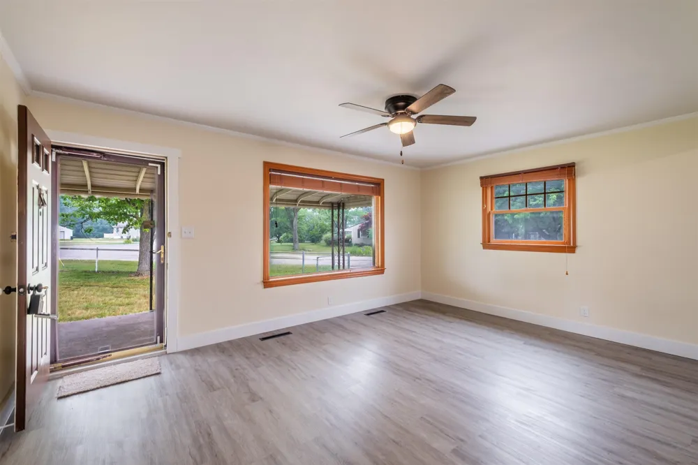 4126 Belsay Road Genesee Charter Township, MI 48506