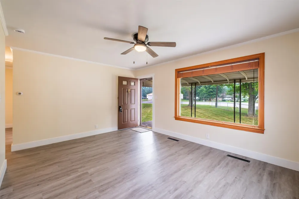 4126 Belsay Road Genesee Charter Township, MI 48506