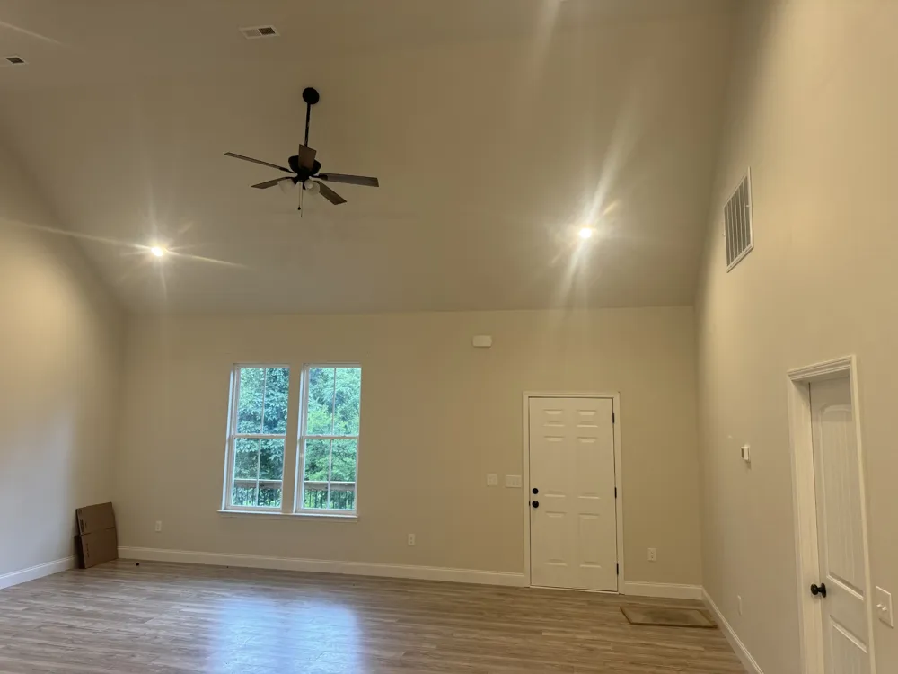 2055 Collier Rd Lewisburg, TN 37091
